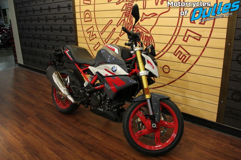 Used 2022 BMW G 310 R Image 2