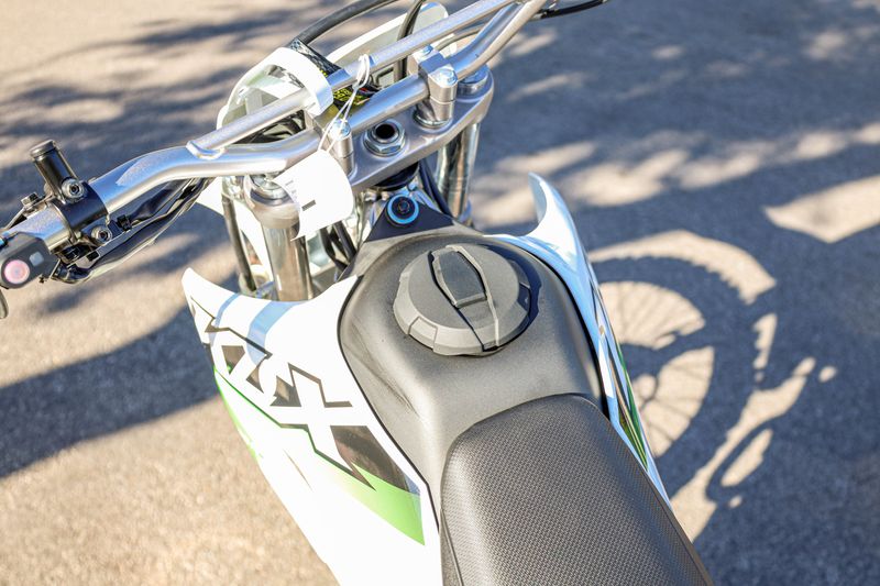 NEW 2026 KAWASAKI KLX230R S Image 5