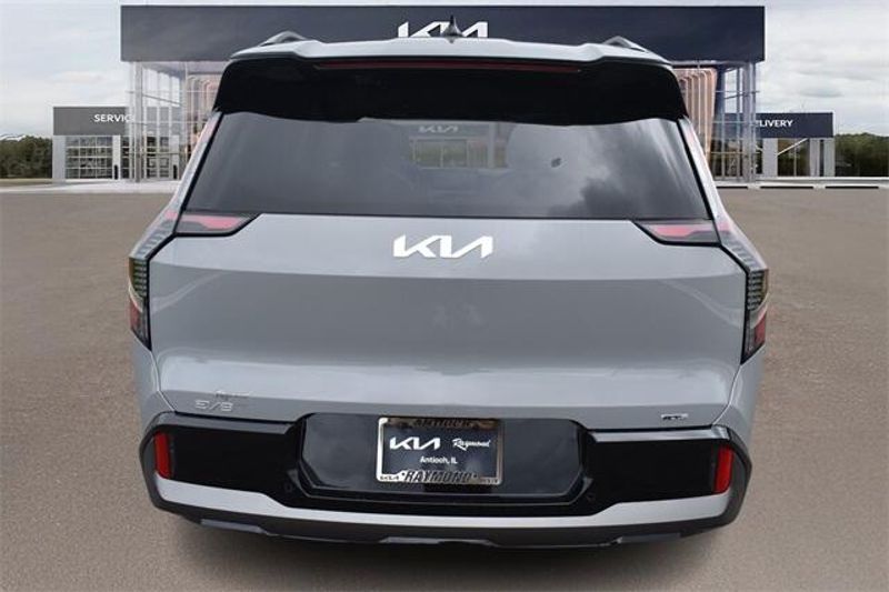 New 2026 Kia EV9 GT-LineImage 4