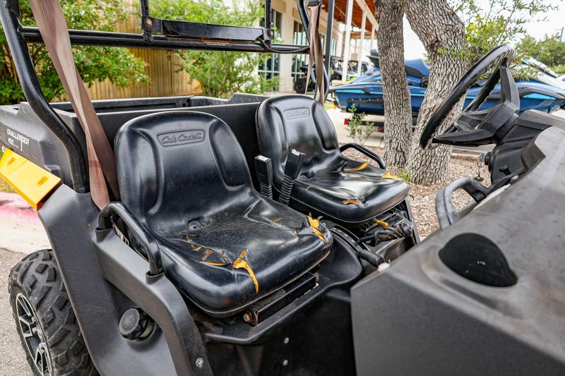 Used 2018 CUB CADET CHALLENGER 400  BLACK AND YELLOW Image 6