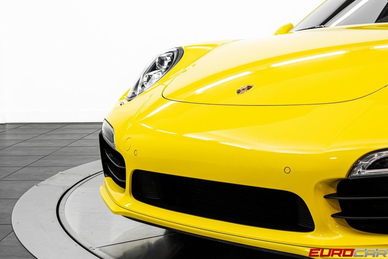 Used 2014 Porsche 911 Turbo S *CARBON FIBER INTERIOR TRIM*Image 11