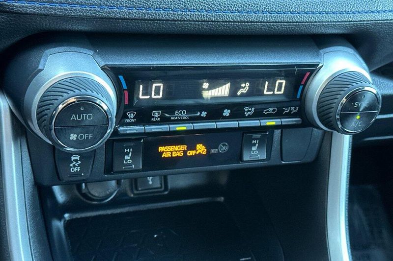 Used 2022 Toyota RAV4 Hybrid XSEImage 19
