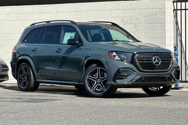 New 2027 Mercedes-Benz GLS 450Image 2