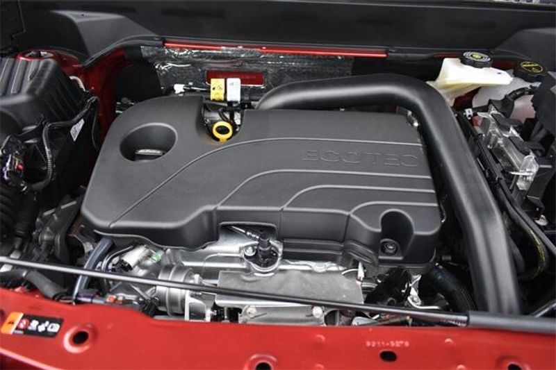 Used 2026 Chevrolet Equinox LTImage 32