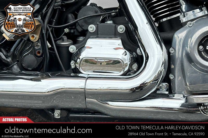 2019 Harley-Davidson Electra Glide in a Black exterior color. BMW Motorcycles of Temecula – Southern California (951) 506-6903 bmwmotorcyclesoftemecula.com 