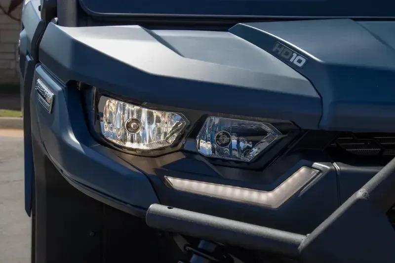 NEW 2026 CAN-AM DEFENDER PRO LIMITED CAB HD10 Image 7