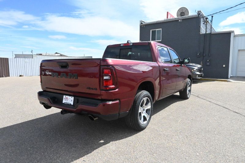2025 RAM 1500 TradesmanImage 8