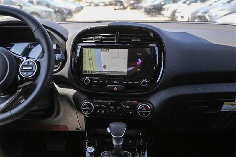 New 2025 Kia Soul EXImage 6