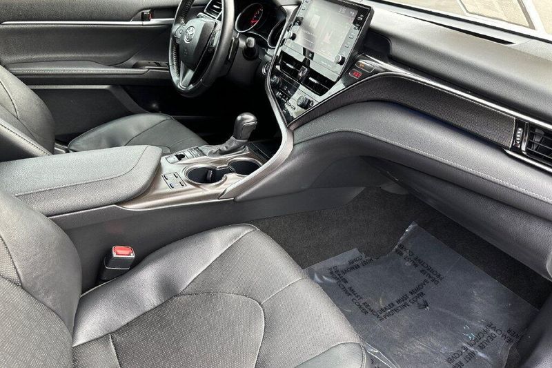 Used 2023 Toyota Camry XSE V6Image 14