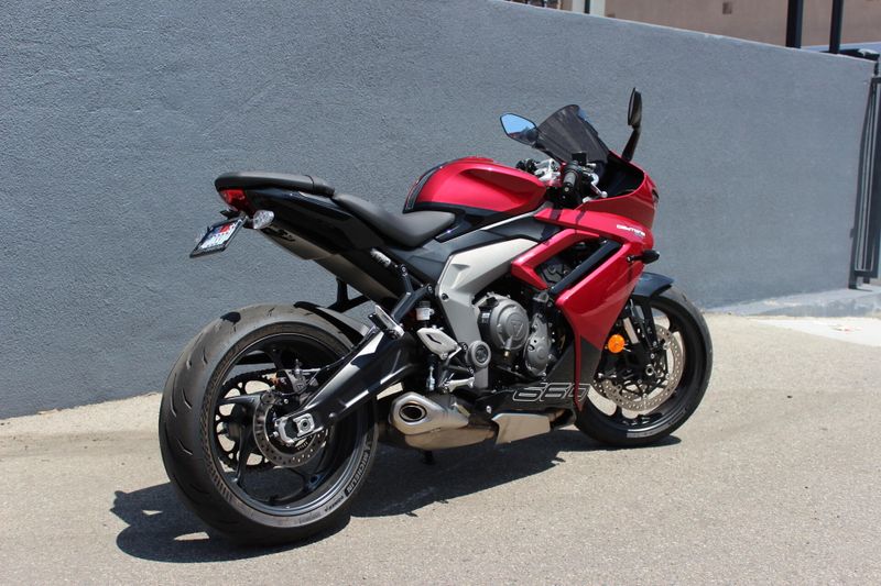 2025 Triumph DAYTONA 660 Image 3