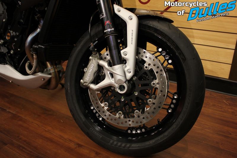 2023 MV Agusta Dragster RR SCS Image 9