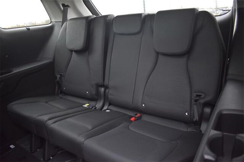 2025 Kia Carnival SX PrestigeImage 21