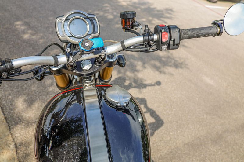 USED 2025 TRIUMPH SCRAMBLER 1200 XE Image 3