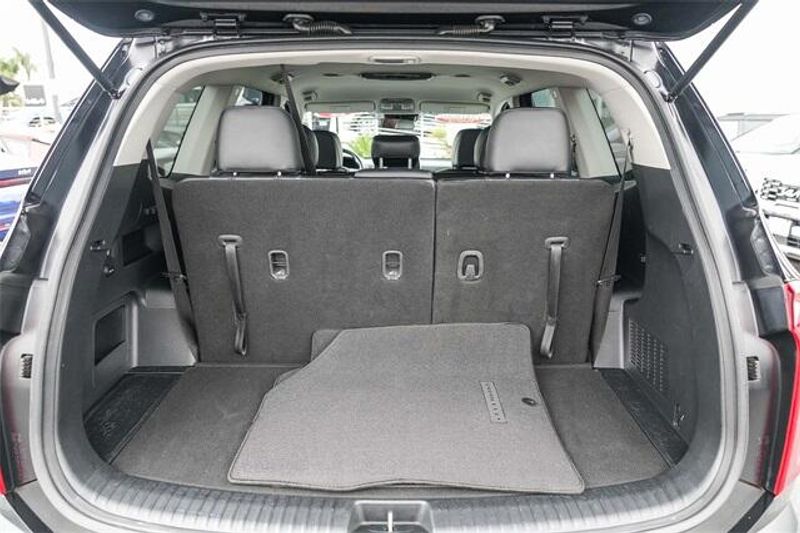 Used 2022 Kia Telluride LXImage 27
