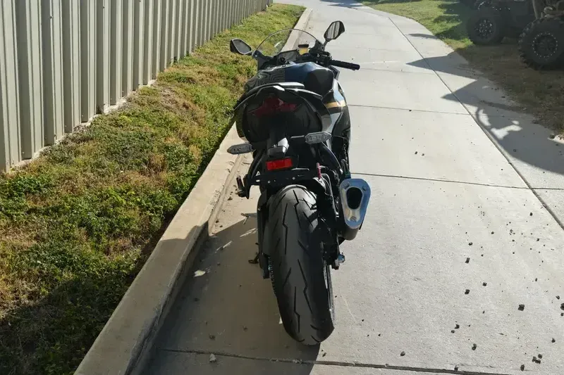 NEW 2026 KAWASAKI NINJA ZX6R ABS Image 11