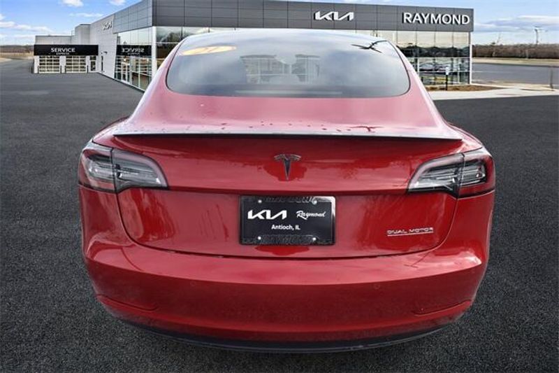 Used 2021 Tesla Model 3 PerformanceImage 4