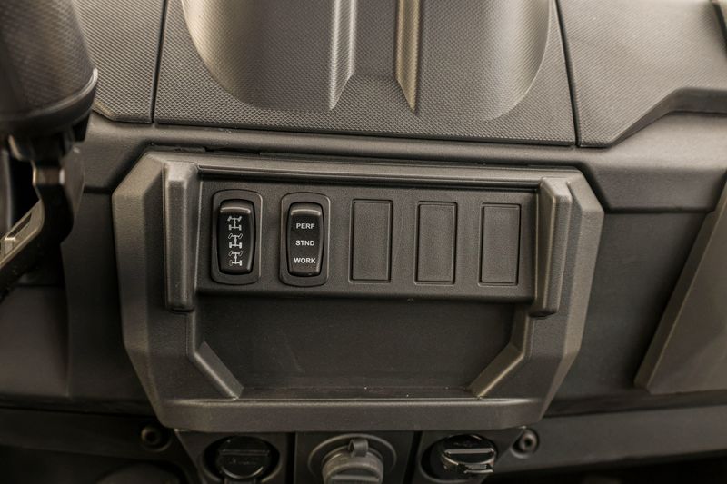 NEW 2025 POLARIS RANGER CREW XP 1000 PREMIUM Image 6