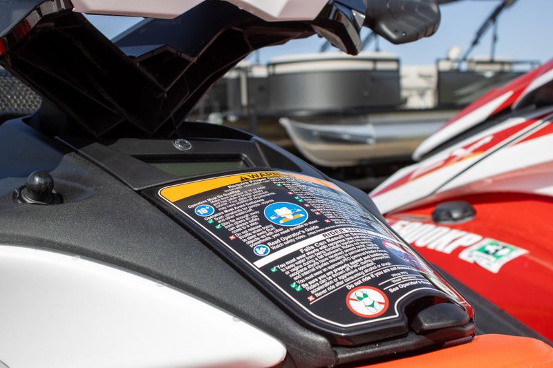 NEW 2026 SEADOO SPARK FOR 2 90HP CONVENIENCE PACKAGE WITH SOUND SYSTEM Image 13