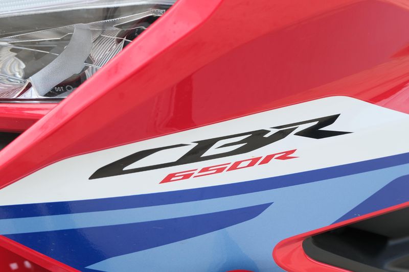 USED 2024 HONDA CBR650R ABS Image 18