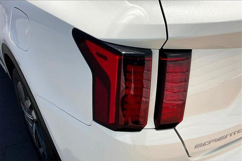 2024 Kia Sorento Hybrid EXImage 28