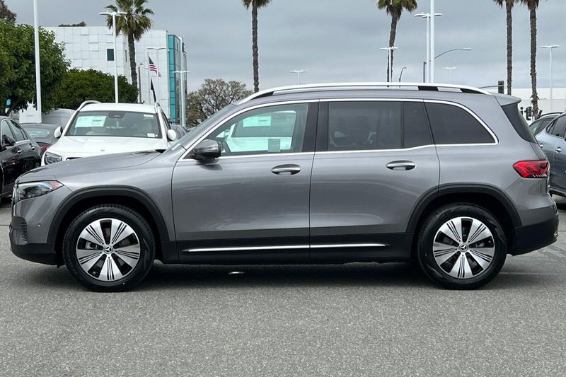 2023 Mercedes-Benz EQB 250+Image 7
