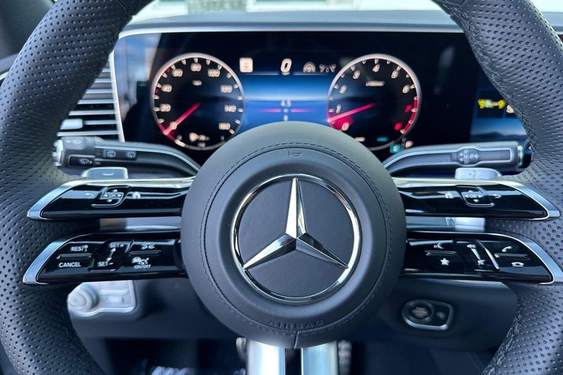 New 2026 Mercedes-Benz GLE-Class GLEGLE 580Image 22
