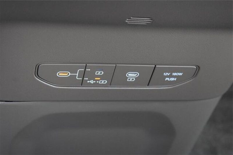 New 2026 Kia EV9 GT-LineImage 32
