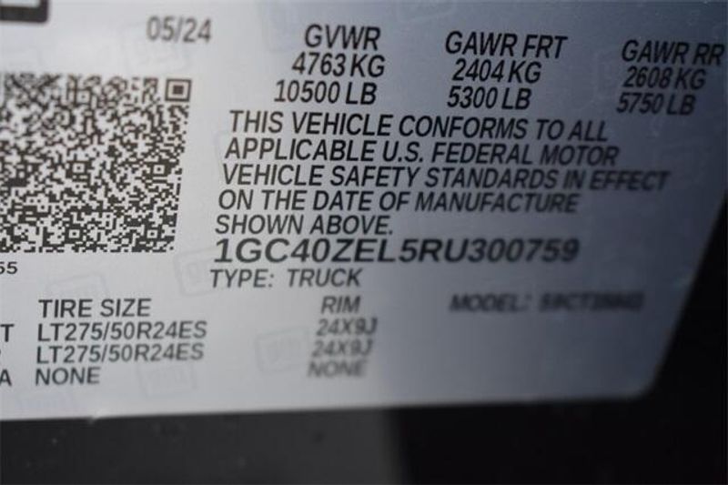 2024 Chevrolet Silverado EV RSTImage 38