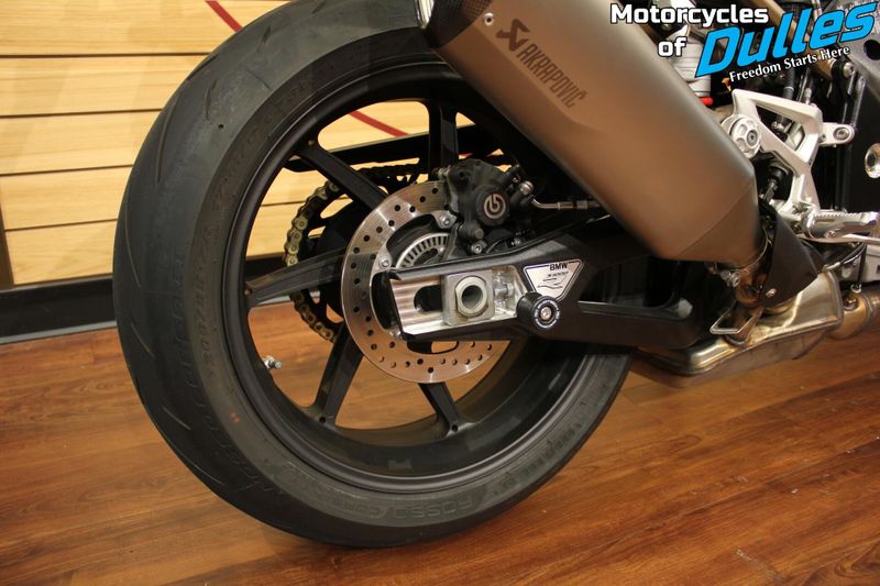 Used 2022 BMW S 1000 R Image 10