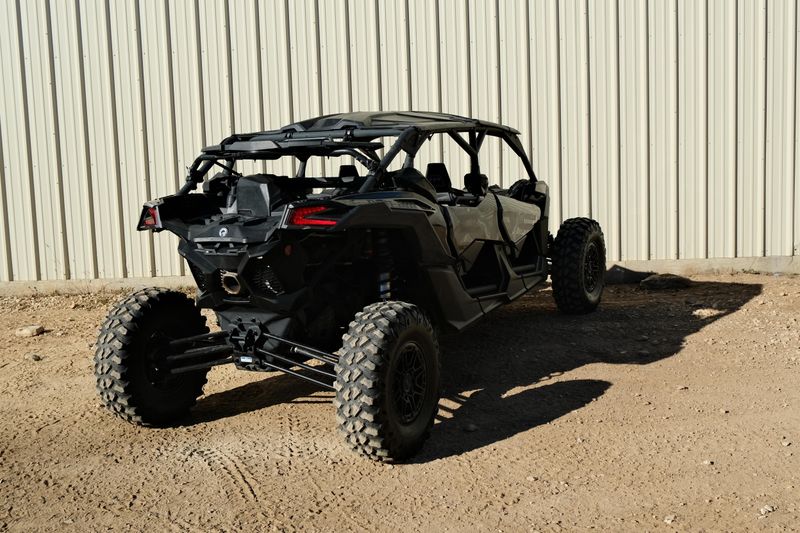 USED 2025 CAN-AM MAVERICK X3 MAX X RS TURBO RR WITH SMARTSHOX Image 3