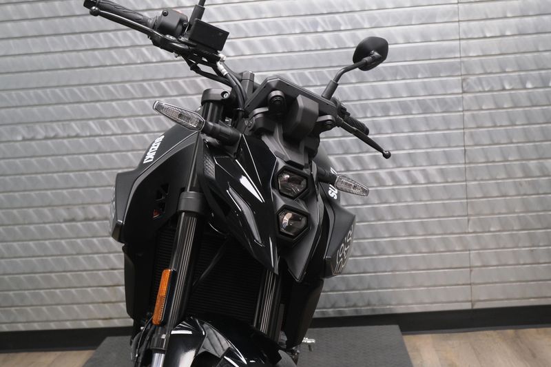 USED 2026 SUZUKI GSX-8S Image 9