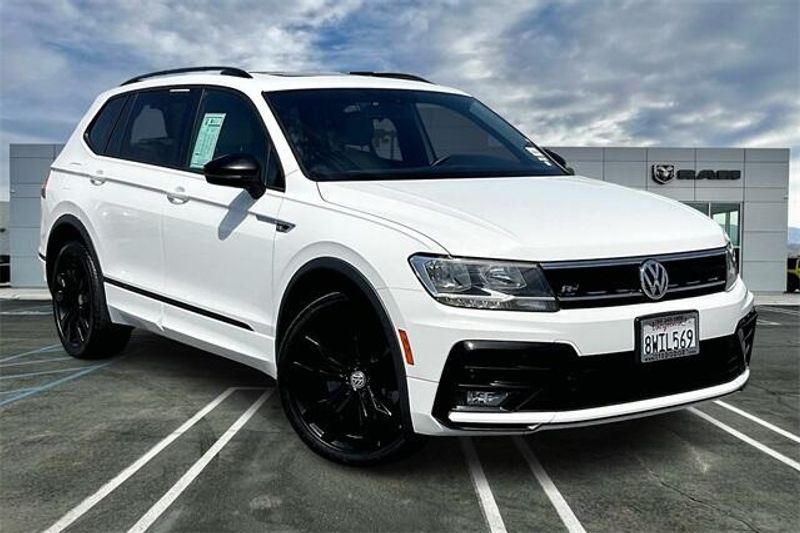 Used 2021 Volkswagen Tiguan 2.0T SE R-Line BlackImage 12