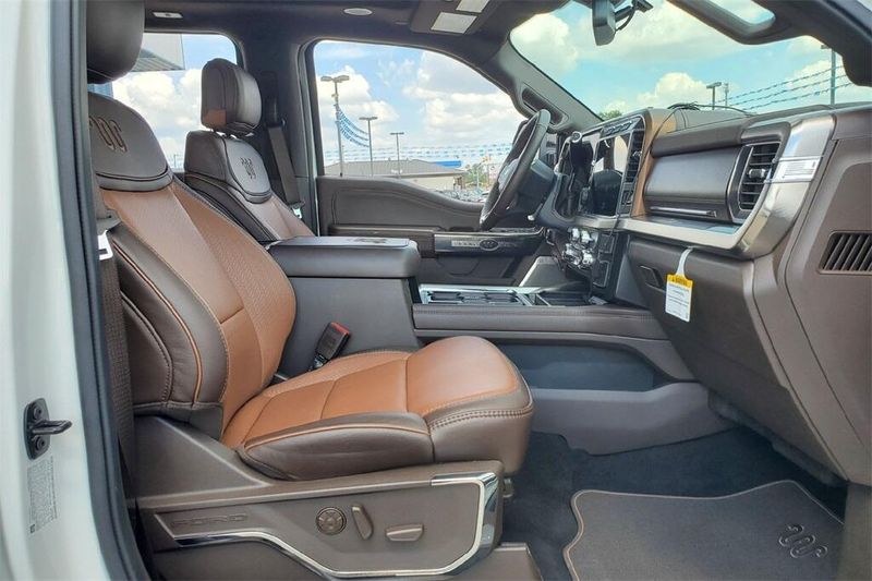 2024 Ford F-250 King Ranch photo 22
