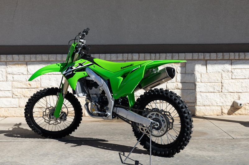 2025 Kawasaki KX250 LIME GREENImage 5