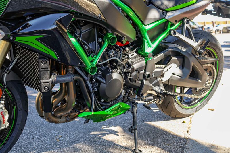 NEW 2025 KAWASAKI Z H2 SE ABS Image 25