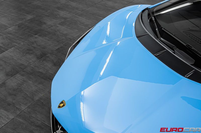 Used 2025 Lamborghini Revuelto *HIGH GLOSS STYLE PACKAGE * PASSENGER DISPLAY*Image 10