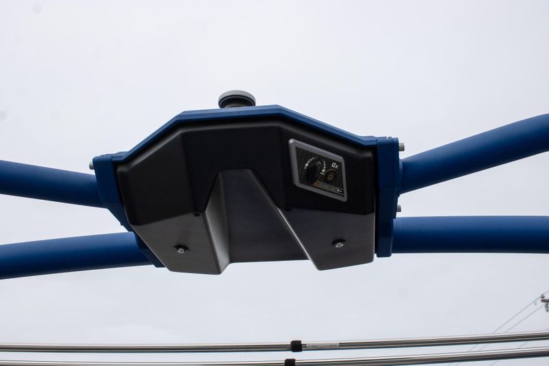 USED 2022 MALIBU M240 Image 35