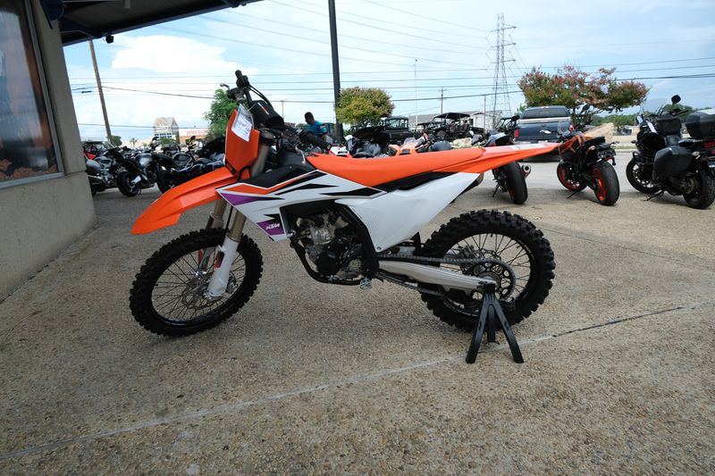 2024 KTM 250 SXF ORANGEImage 1