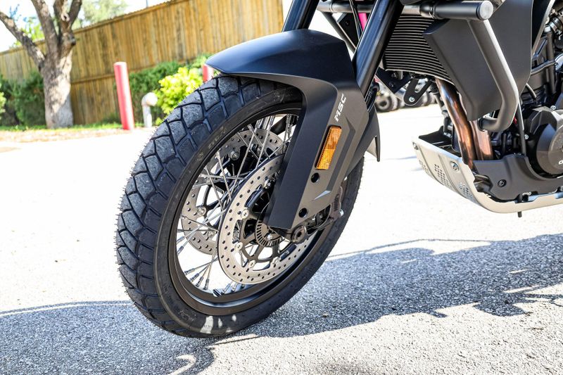 New 2025 CFMOTO IBEX 800E  GEM BLACK Image 26