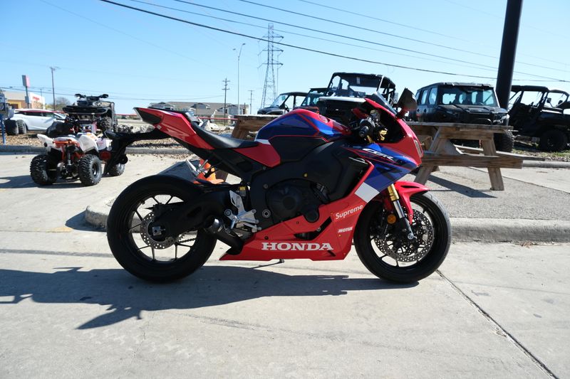 2022 Honda CBR1000RR GRAND PRIX REDImage 27