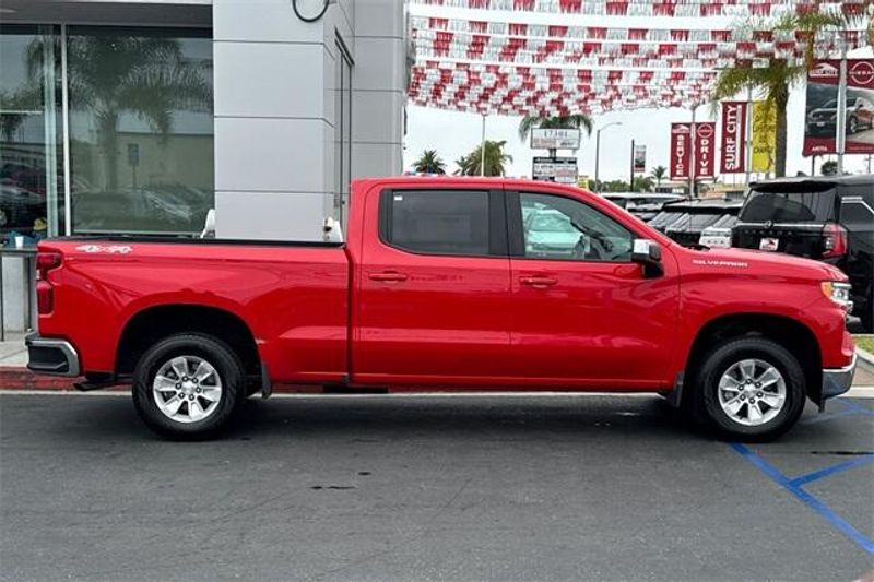 Used 2023 Chevrolet Silverado 1500 LTImage 3