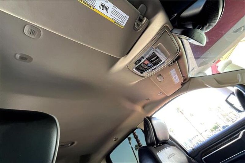 2021 RAM 1500 LaramieImage 29