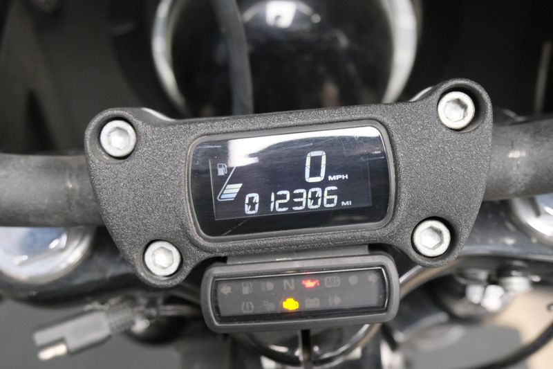 USED 2020 HARLEY SOFTAILSTREET BOB Image 20