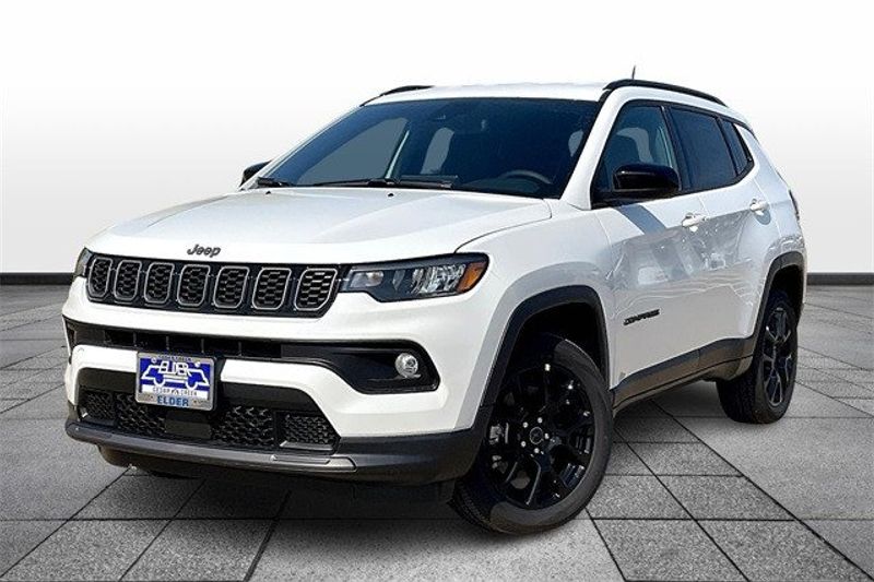 2025 Jeep Compass Latitude 4x4Image 2