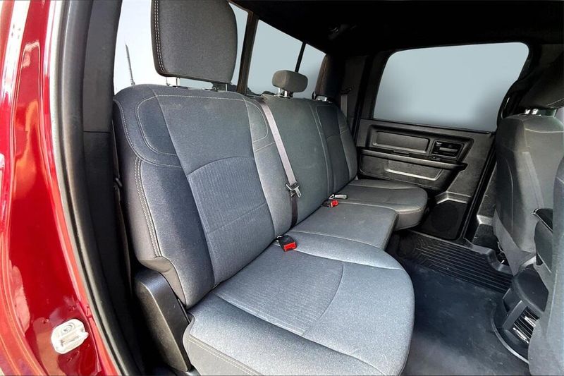 2024 Ram 3500 Tradesman photo 28