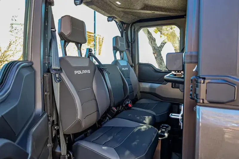 2025 Polaris RANGER CREW XD 1500 NORTHSTAR EDITION ULTIMATE TITANIUM METALLIC GLOSS Image 13