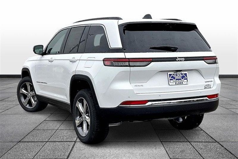 2024 Jeep Grand Cherokee Limited 4x4Image 3