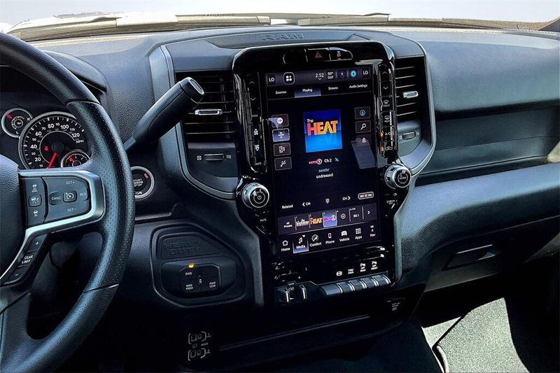2025 Ram 2500 Tradesman photo 7
