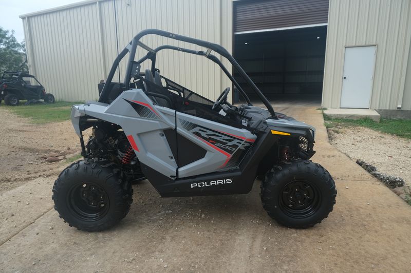 2024 Polaris RZR 200 EFI STORM GRAY Image 5