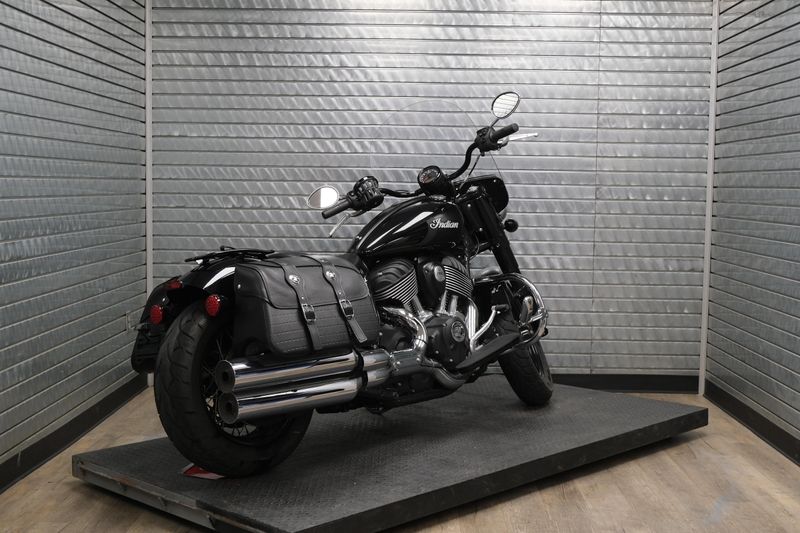 USED 2022 INDIAN MOTORCYCLE SUPER CHIEF ABS Image 3